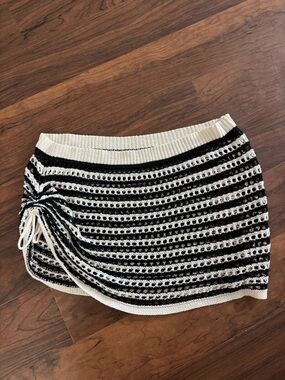 Black and White Knit mini skirt cover up